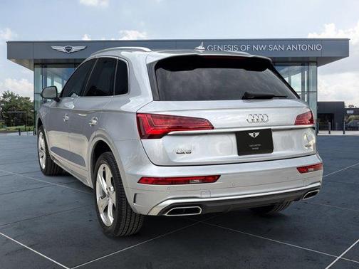2022 Audi Q5 45 S line Premium Plus
