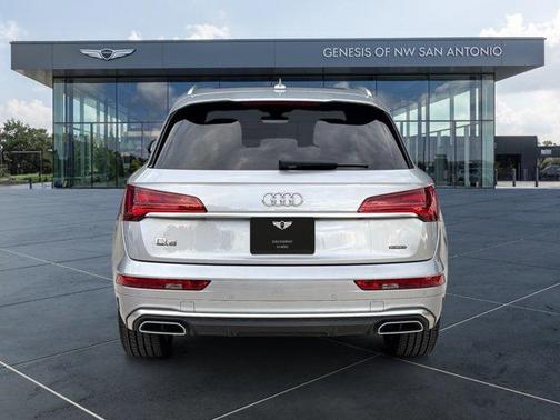 2022 Audi Q5 45 S line Premium Plus