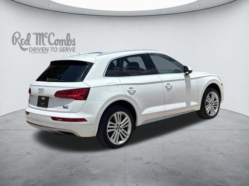 Ibis White 2018 Audi Q5 2.0T Tech Premium