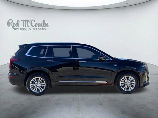 2022 Cadillac XT6 Luxury FWD