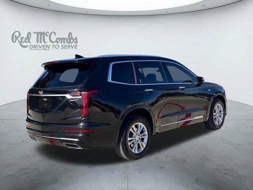 2022 Cadillac XT6 Luxury FWD