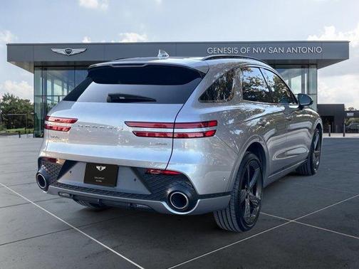 2025 Genesis GV70 2.5T