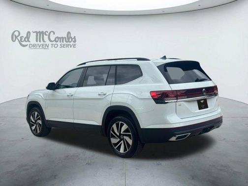 Pure White 2024 Volkswagen Atlas 2.0T SE w/Technology