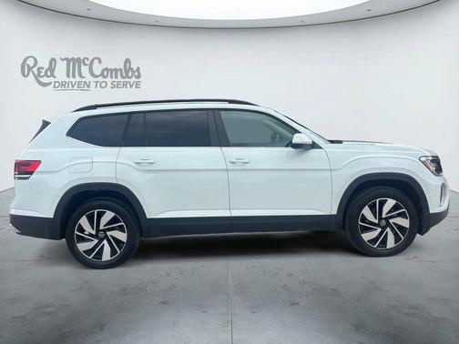 Pure White 2024 Volkswagen Atlas 2.0T SE w/Technology