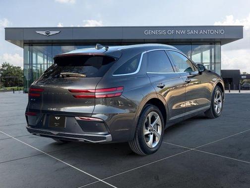 Makalu Gray 2026 Genesis GV70 2.5T