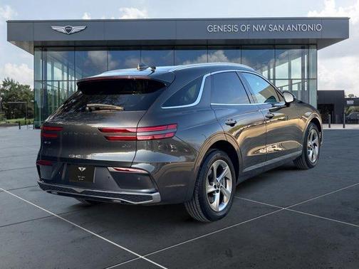 Makalu Gray 2026 Genesis GV70 2.5T