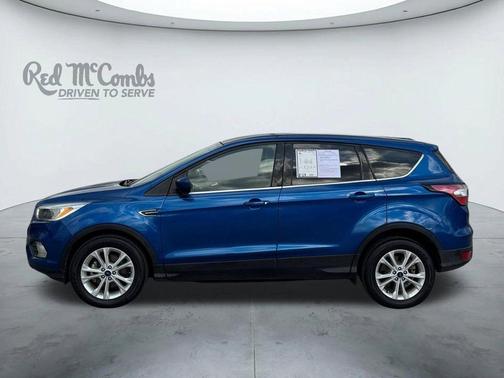 Lightning Blue Metallic 2017 Ford Escape SE
