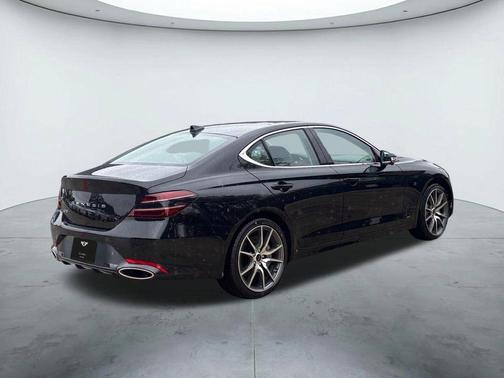 Black 2026 Genesis G70 2.5T Prestige