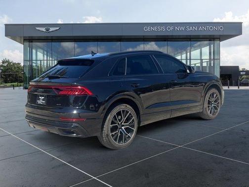 Orca Black Metallic 2021 Audi Q8 55 Premium Plus