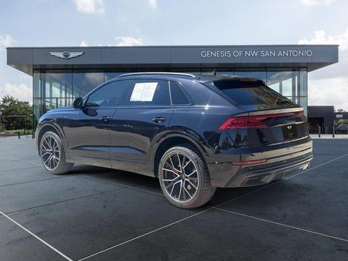 Orca Black Metallic 2021 Audi Q8 55 Premium Plus
