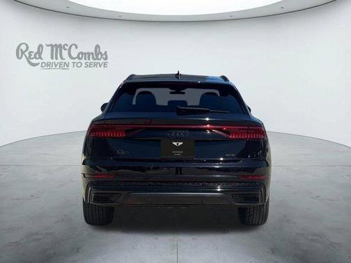 Orca Black Metallic 2021 Audi Q8 55 Premium Plus