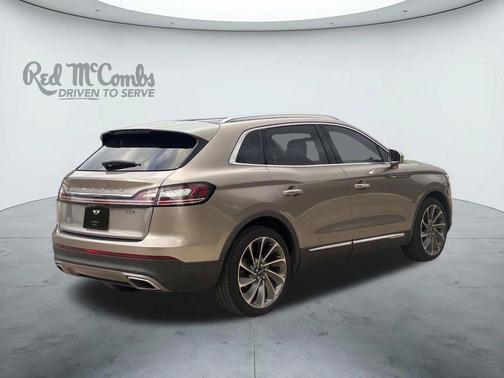 Mocha 2019 Lincoln Nautilus Reserve