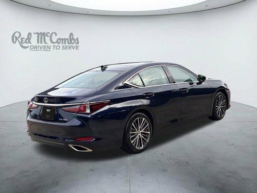 Mica 2025 Lexus ES 350 350
