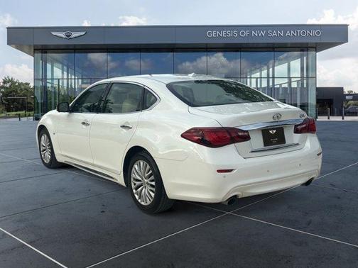 2016 INFINITI Q70L 3.7