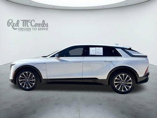 2024 Cadillac LYRIQ Sport