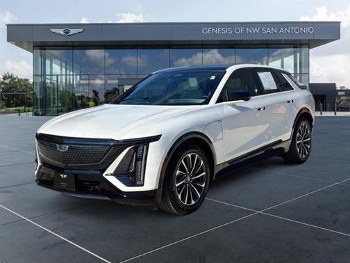 2024 Cadillac LYRIQ Sport