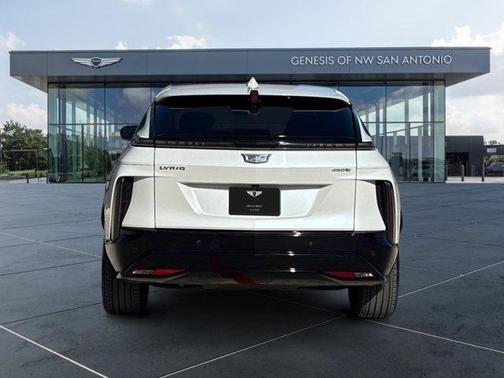 2024 Cadillac LYRIQ Sport