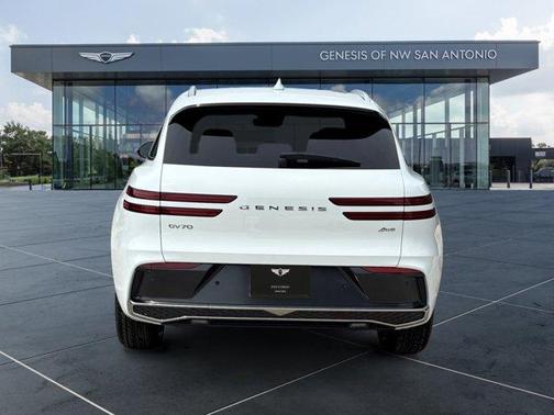2026 Genesis GV70 2.5T