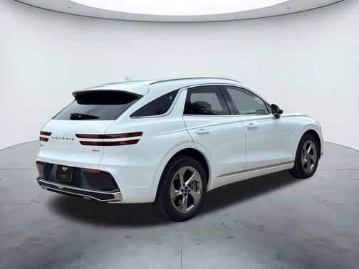 Alta White 2026 Genesis GV70 2.5T