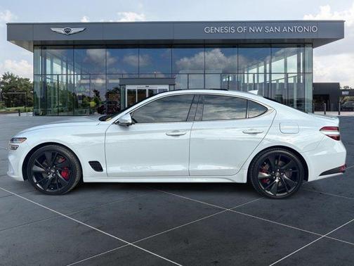 2023 Genesis G70 3.3T
