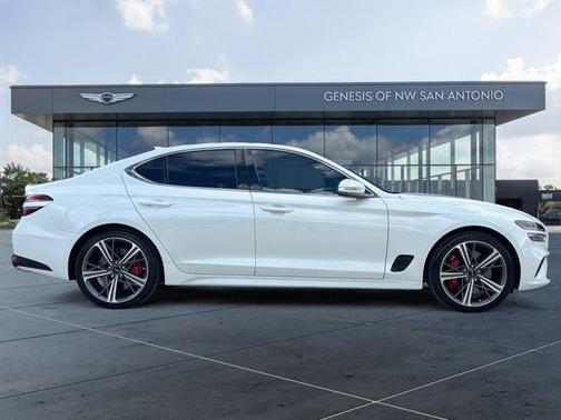 2024 Genesis G70 2.5T