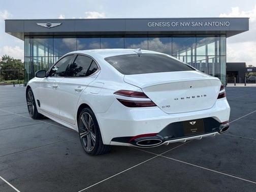 2024 Genesis G70 2.5T