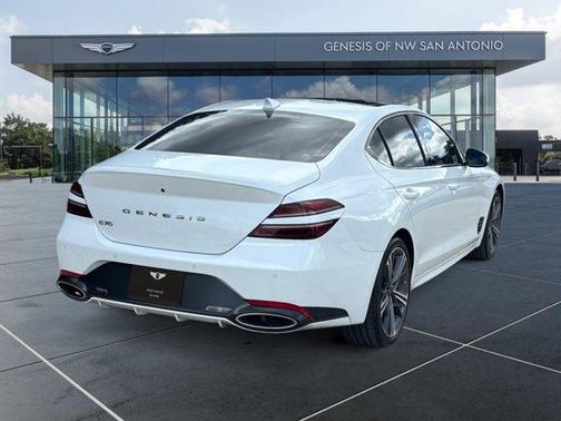 2024 Genesis G70 2.5T