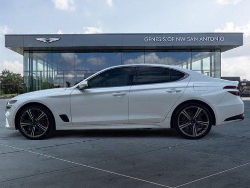 2024 Genesis G70 2.5T