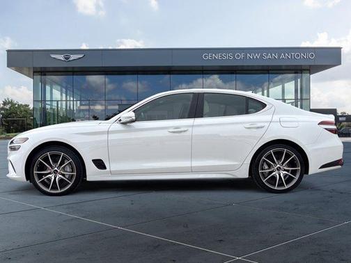 2025 Genesis G70 2.5T