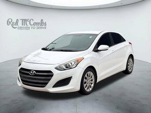 2017 Hyundai Elantra GT Base