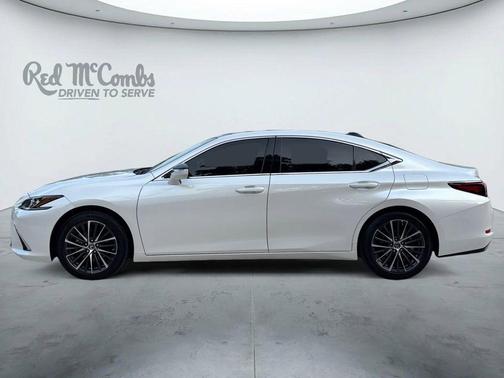 White Pearl 2025 Lexus ES 350 350