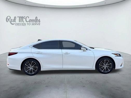 White Pearl 2025 Lexus ES 350 350