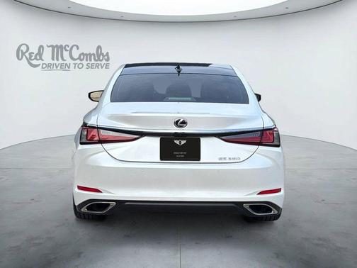 White Pearl 2025 Lexus ES 350 350