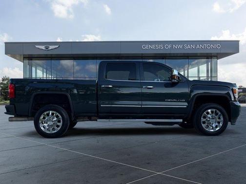 2019 GMC Sierra 2500 Denali