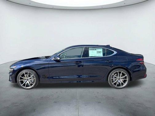 2026 Genesis G70 2.5T Standard