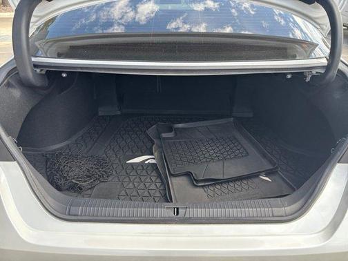 2019 Toyota Avalon XSE