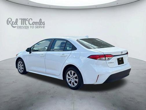 Ice 2025 Toyota Corolla LE