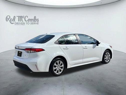 Ice 2025 Toyota Corolla LE