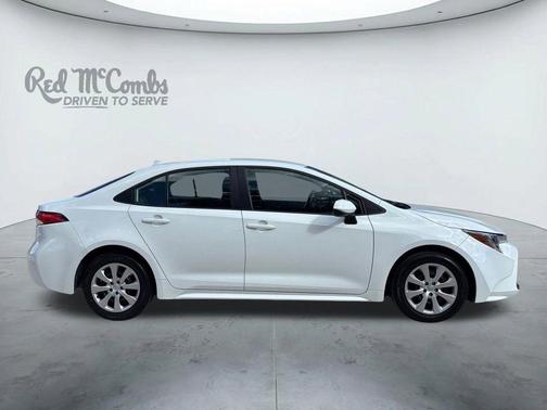 Ice 2025 Toyota Corolla LE