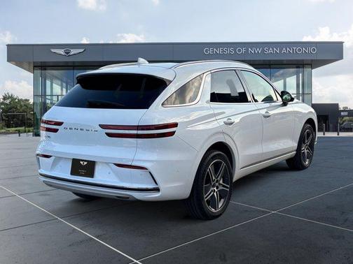 2026 Genesis Electrified GV70 Advanced