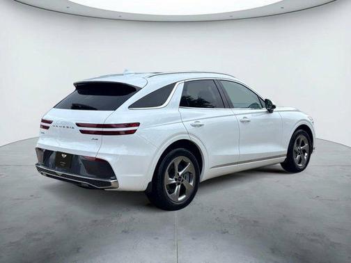 Alta White 2026 Genesis GV70 2.5T Select