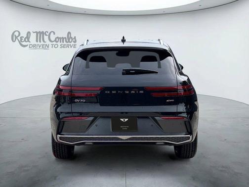 Black 2026 Genesis GV70 2.5T Select