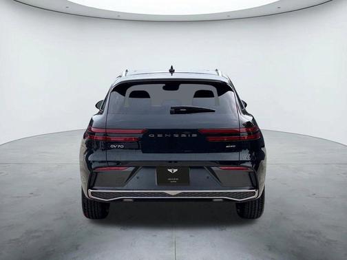 Black 2026 Genesis GV70 2.5T Select