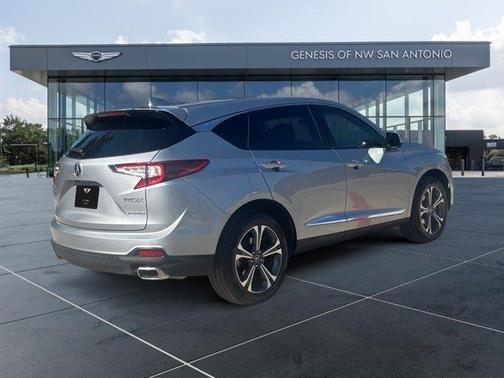 Silver 2022 Acura RDX Advance Package
