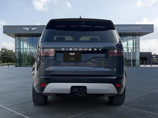 2024 Land Rover Discovery P360 Metropolitan Edition