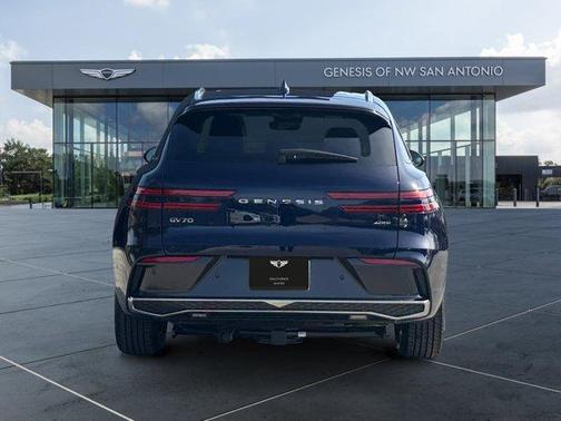 2026 Genesis GV70 2.5T Advanced