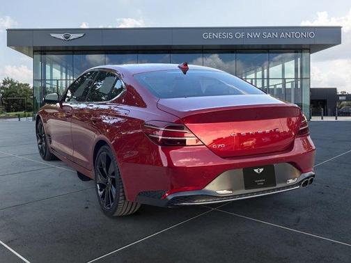 2023 Genesis G70 2.0T
