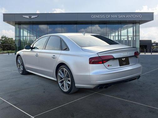 2017 Audi S8 4.0T Plus