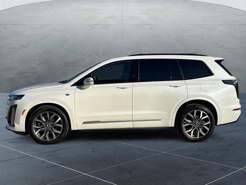 Crystal White 2021 Cadillac XT6 Sport AWD