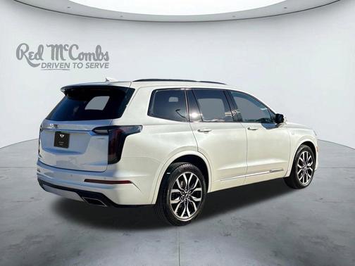 Crystal White 2021 Cadillac XT6 Sport AWD